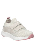 Zapatillas de estilo casual en color taupe para niña, perfectas para combinar con vestidos ligeros.