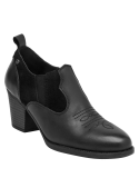 Zapato de cuero negro para mujer, con punta puntiaguda, recomendado para eventos y oficina.