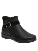 Botín negro de cuero para mujer, acabado texturizado, ideal para un estilo cosmopolita y elegante.