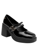 Zapatos de charol negros para mujer con punta cuadrada, recomendados para eventos chic y casuales.