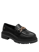 mocasín negro mujer cuero elegante, combina bien con vestidos y chaquetas de cuero.