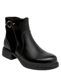 Botines para mujer en color negro, cuero suave, perfectos para un look casual en la oficina.