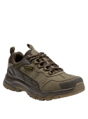 Zapatilla de cuero taupe para hombre, taco plano, cómoda para caminar en exteriores.