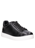 zapatillas de cuero negro para mujer, estilo casual, ideales para uso diario.