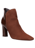 botín de cuero para mujer en color moro, taco de 8.5 cm, ideal para looks elegantes y modernos.