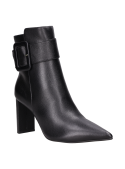 Botín negro de cuero para mujer, con taco bloque de 8.5 cm, recomendado para looks sofisticados.
