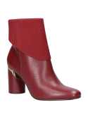 Botín rojo de cuero para mujer, con taco bloque de 8.5 cm, recomendado para salidas nocturnas.