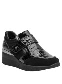 zapatillas negras charol mujer perfectas para brillar en la vida urbana