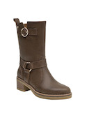 Botas de mujer en cuero morado, ideales para actividades cotidianas con estilo casual.