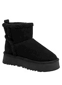 Botín sintético negro, estilo casual femenino, ideal para usar con vestidos fluidos o ropa cómoda.