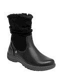 Detalle del tejido suave en la parte superior de las botas negras, añadiendo estilo y abrigo.