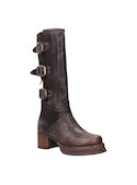 Bota de mujer en color café con silueta alta, perfecta para marcar tendencias.