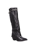 Bota vaquera negra de cuero suave, ideal para un look urbano y vanguardista.