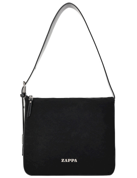 Tote bag negra con diseño moderno y chic, combina funcionalidad y estilo.