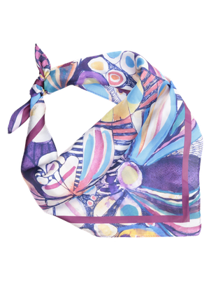 Accesorio celeste para mujer, con estampado de lunares, ideal para dar un toque chic a cualquier outfit.