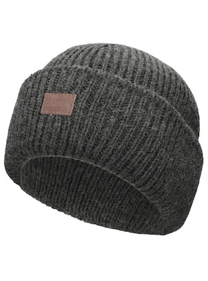 gorro gris mujer ideal para looks urbanos y casuales