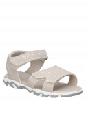 Sandalia infantil beige con velcro y patrón de puntos, ideal para días cálidos y actividades al aire libre.