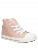 zapatilla rosada para niña, diseñada para comodidad y durabilidad en cualquier superficie.
