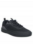 zapatilla negra de hombre con forro textil, perfecta para un estilo casual y urbano