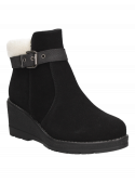 Botín negro Dakota F659 con estética elegante y durabilidad mejorada.