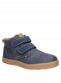 Calzado azul infantil informal con suela antideslizante y diseño estiloso.